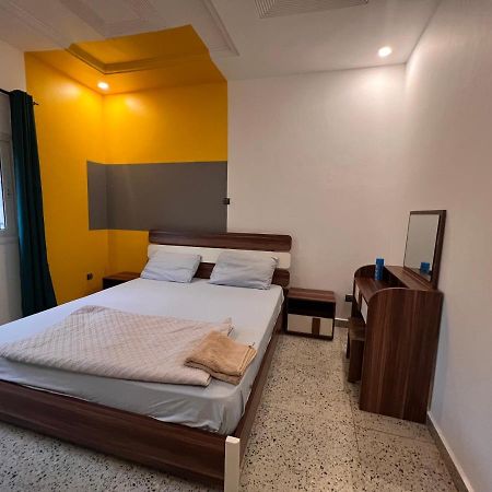 Smb-Gn Residence Lambandji - Electricite Et Wifi H24 Conakry Luaran gambar