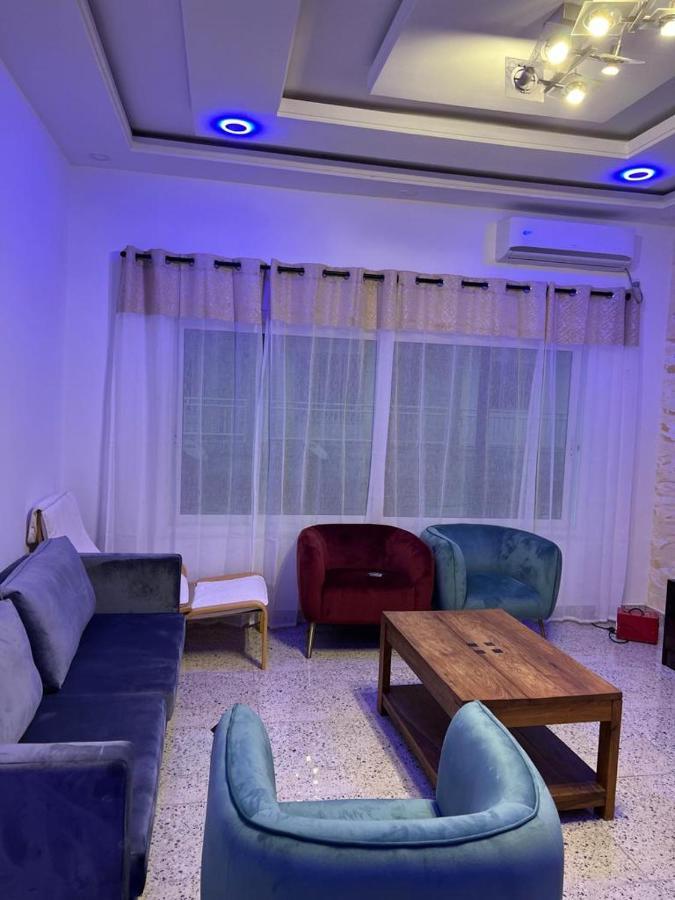 Smb-Gn Residence Lambandji - Electricite Et Wifi H24 Conakry Luaran gambar